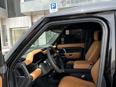 Land Rover Defender V8 2024