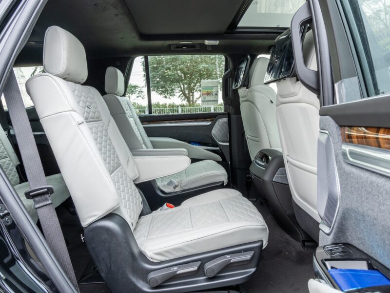 Cadillac Escalade Sport Platinum 6.2L V8 AWD 2025