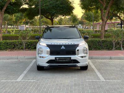 Mitsubishi Outlander 2025 - Under Agency Warranty, Under Service Contract