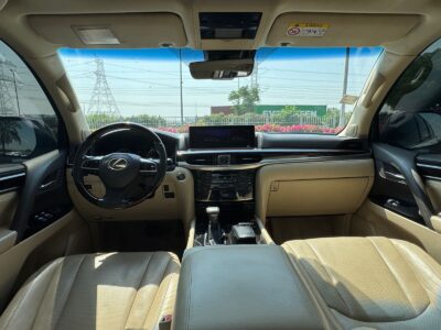 Lexus LX570 2017