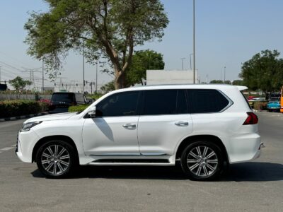 Lexus LX570 2017