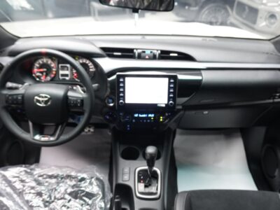 TOYOTA HILLUX GR SPORT 4.0 2025