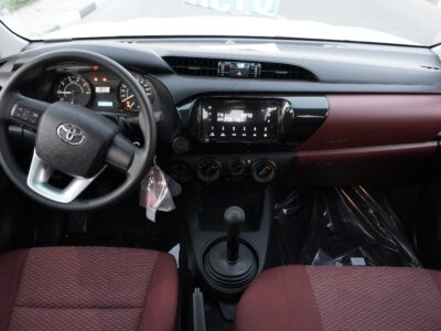 TOYOTA HILLUX 2.4 2025
