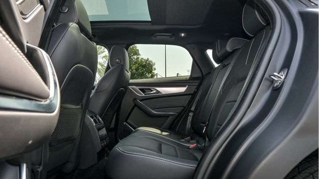 Jaguar F Pace R Dynamic 2024