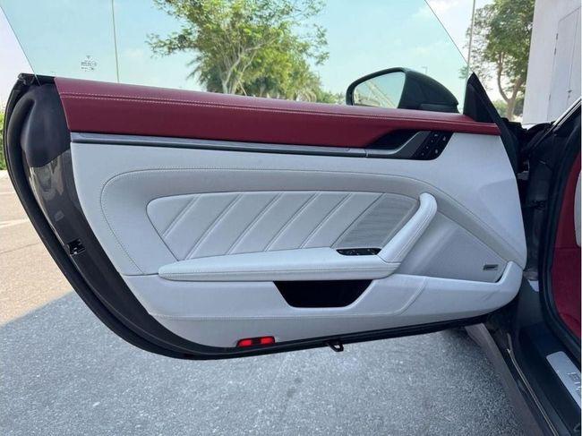 Porsche 911 Carrera S 3.0L (444 HP) Coupe