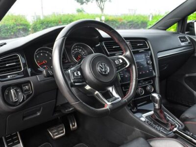 Volkswagen Golf GTI 2021