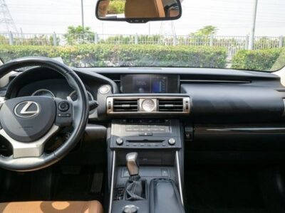 Lexus IS250 2015