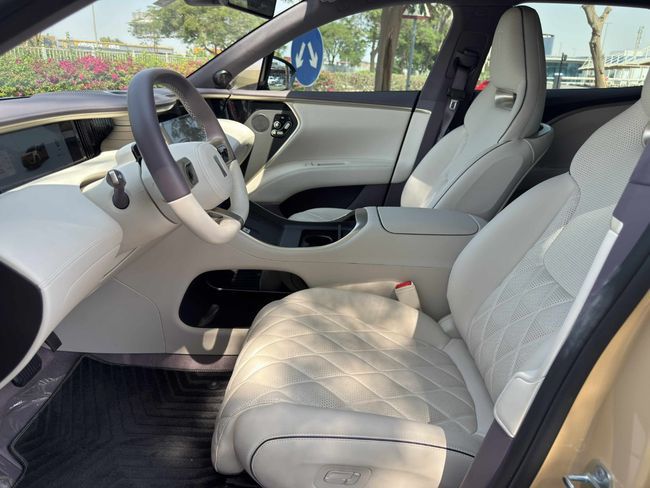 Avatr 11 Premium AWD 2025 GCC SPEC UNDER WARRANTY