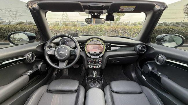 Mini Cooper 2024 GCC SPEC UNDER WARRANTY NEAT AND CLEAN