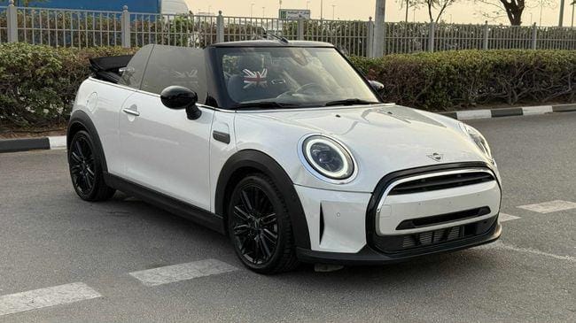 Mini Cooper 2024 GCC SPEC UNDER WARRANTY NEAT AND CLEAN