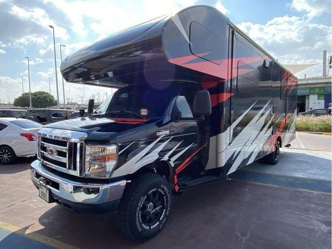 Ford E 450 2016 FULLY LOADED CARVAN