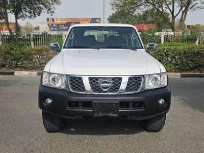 Nissan Patrol Safari GL 4.8L A/T 2019 (9 Seater)