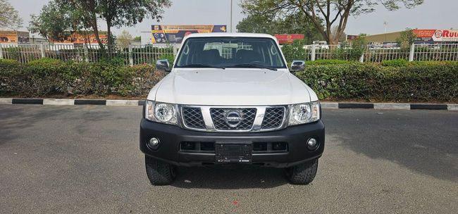 Nissan Patrol Safari GL 4.8L A/T 2019 (9 Seater)