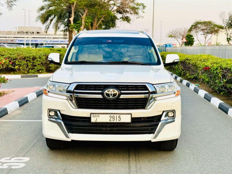 TOYOTA LAND CRUISER GXR 4.6L MODEL 2016 GCC VERY GOOD CONDITION