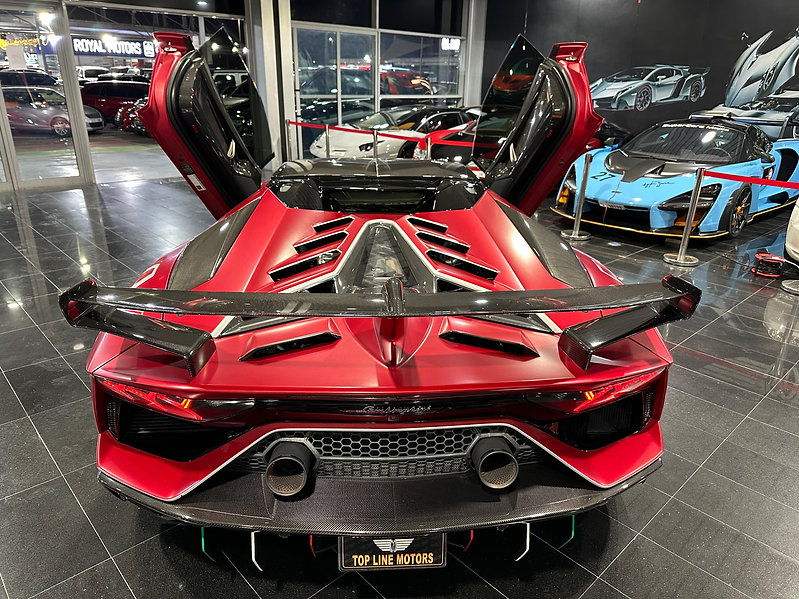 2020 Lamborghini Aventador SVJ