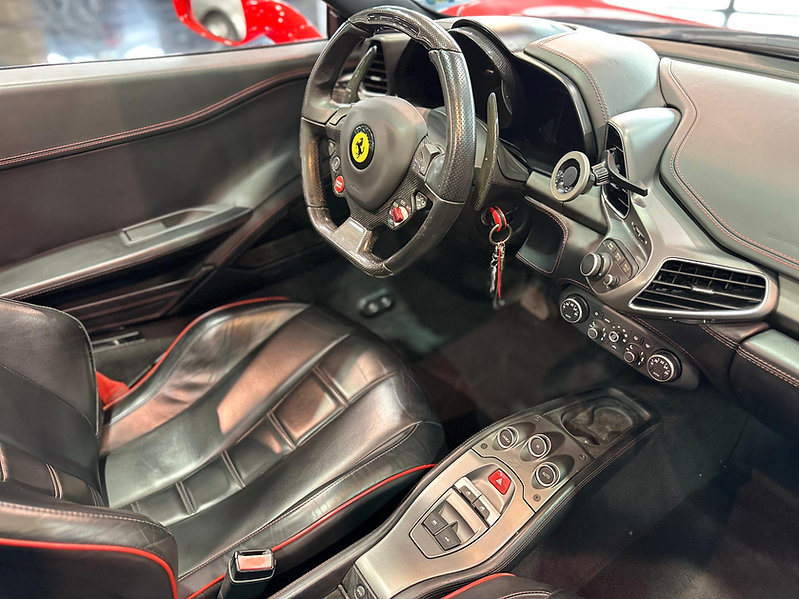 FERRARI 458 2013
