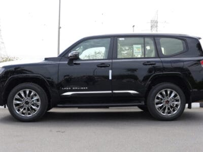 TOYOTA LAND CRUISER LC300 GXR 3.5L Twin-turbo 2025