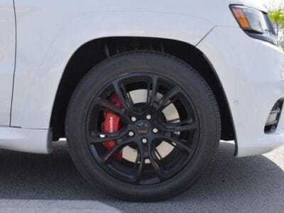 Jeep Grand Cherokee SRT 6.4 L V8 2013