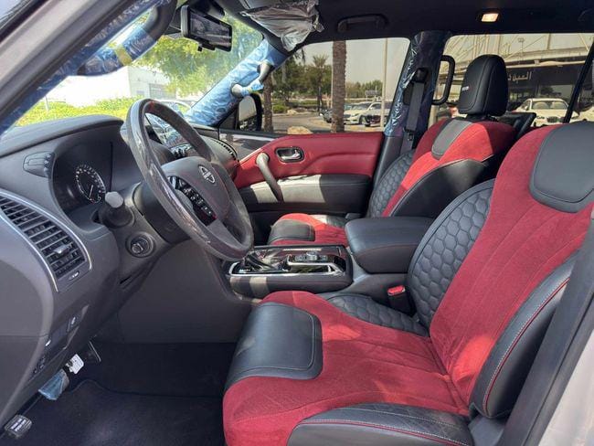 Nissan Patrol 2024 GCC SPEC UNDER WARRANTY NEAT AND CLEAN LESS KILOMETER