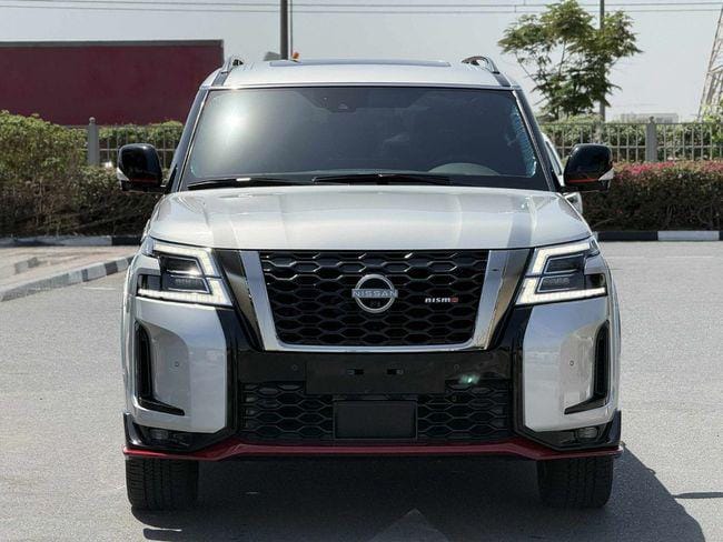 Nissan Patrol 2024 GCC SPEC UNDER WARRANTY NEAT AND CLEAN LESS KILOMETER