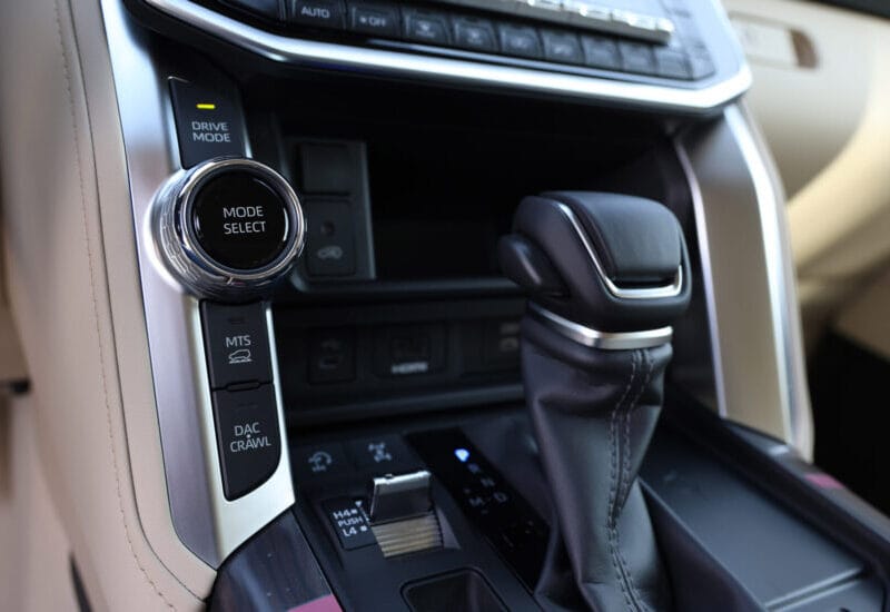 TOYOTA LAND CRUISER LC300 GXR 3.5L Twin-turbo 2025