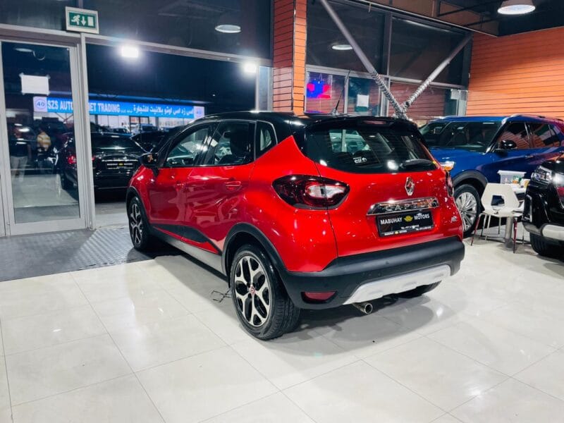 Renault Captur Orange/Red 2019
