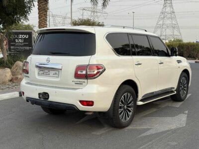 Nissan Patrol LE Platinum 5.6L 2017 GCC SPEC NEAT AND CLEAN LESS KILOMETER