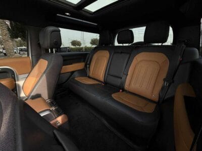 Land Rover Defender P400 90 X 3.0L 2021 (6 Seater) GCC SPEC UNDER WARRANTY NEAT AND CLEAN