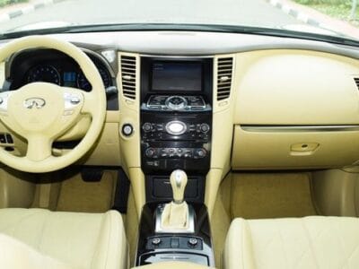 Infiniti QX70 3.7 2014