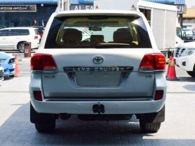 Toyota Land Cruiser GXR V6 2015