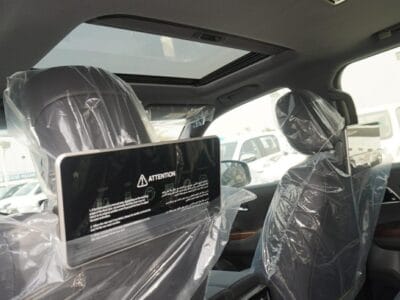 Toyota Land Cruiser VX3.3 2025