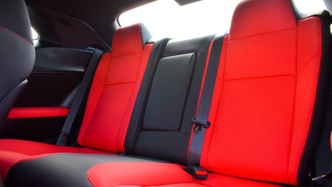 Dodge Challenger 3.6L V6 2020