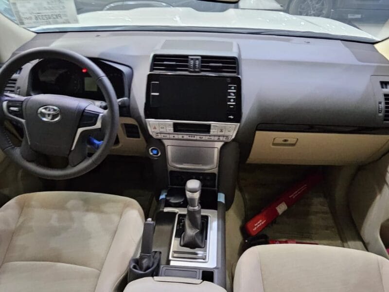 Toyota Prado 2023