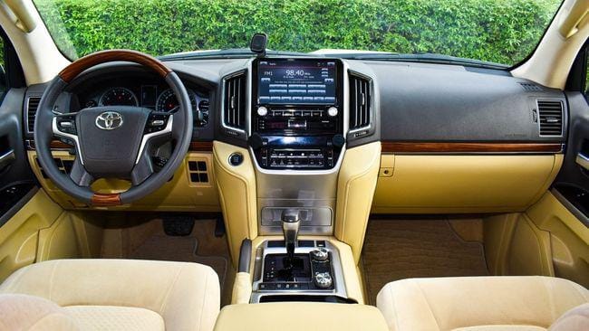 Toyota Land Cruiser EXR 5.7 V8 2017