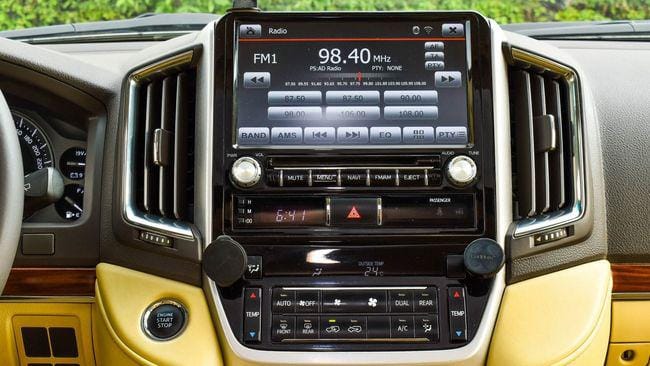 Toyota Land Cruiser EXR 5.7 V8 2017