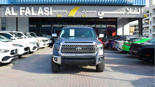 Toyota Tundra 5.7 L SR5 2016