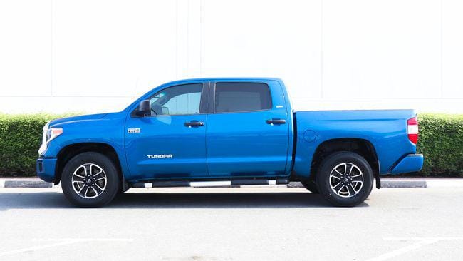 Toyota Tundra SR5 2016