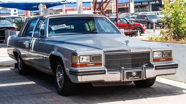 Cadillac Brougham 5.0 L 1989