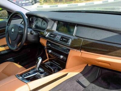 BMW 730Li Li 2013