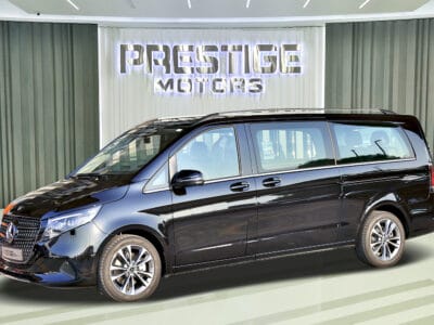 Mercedes-Benz V300 Avantgarde+ Extra Long/2025/GCC/2 Years Local Warranty