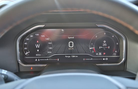 GMC Sierra 2024/ 5.3L V8 AT4 Regular Cab (AWD) 3 Years Warranty&Service. For Local Registration +5%