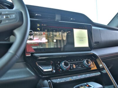 GMC Sierra 2024/ 5.3L V8 AT4 Regular Cab (AWD) 3 Years Warranty&Service. For Local Registration +5%