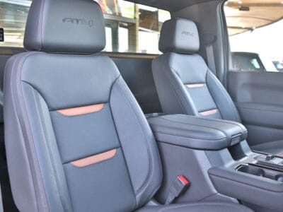 GMC Sierra 2024/ 5.3L V8 AT4 Regular Cab (AWD) 3 Years Warranty&Service. For Local Registration +5%