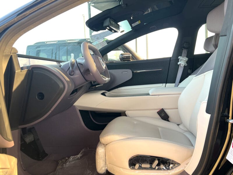 AVATR 12 GT AWD 2025