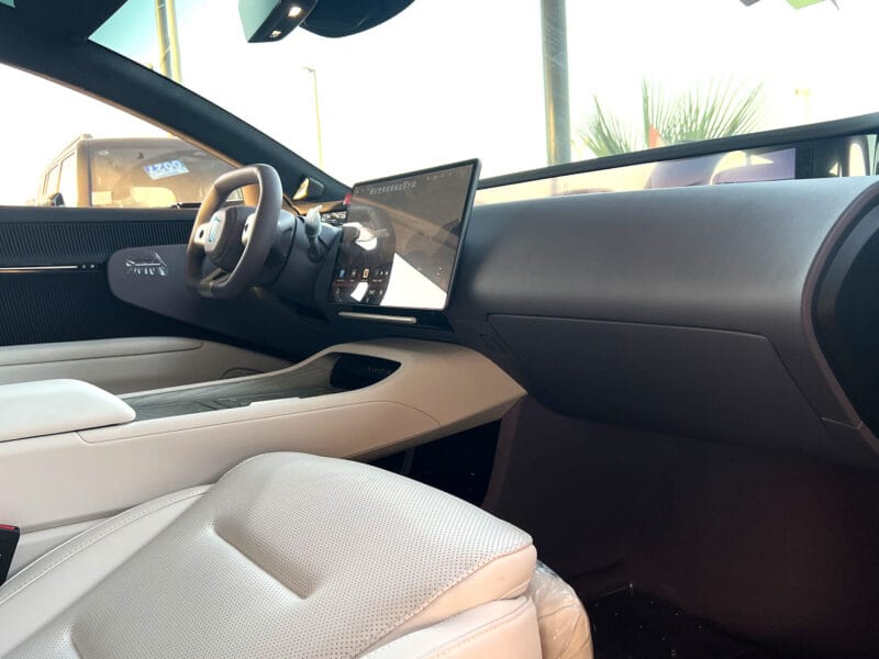 AVATR 12 GT AWD 2025