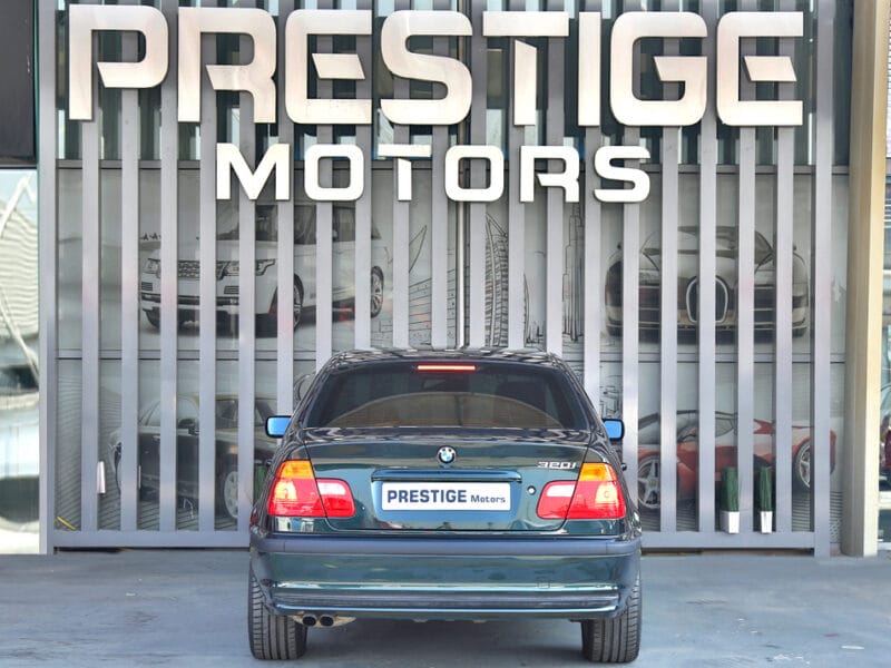 BMW 320i Low mileage V6 2003 Japan