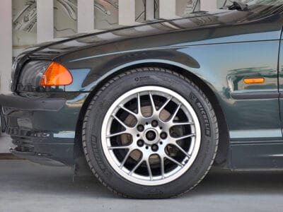 BMW 320i Low mileage V6 2003 Japan