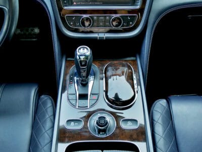 Bentley Bentayga 2017 Perfect inside out