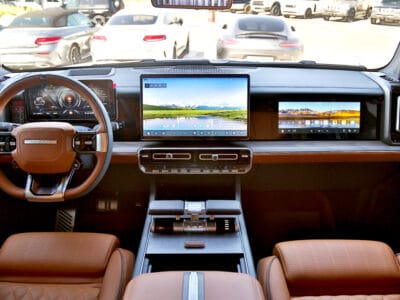 Dongfeng M Hero 917 Military-Inspired Hybrid SUV 2024