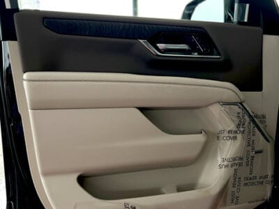 2025 GMC Yukon Denali 2025 VIP with TV